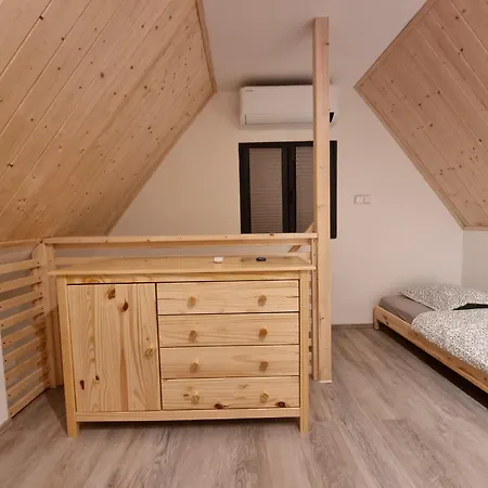 Abrinka - Na Rybarne Prázdninový dům Louka (South Bohemian)
