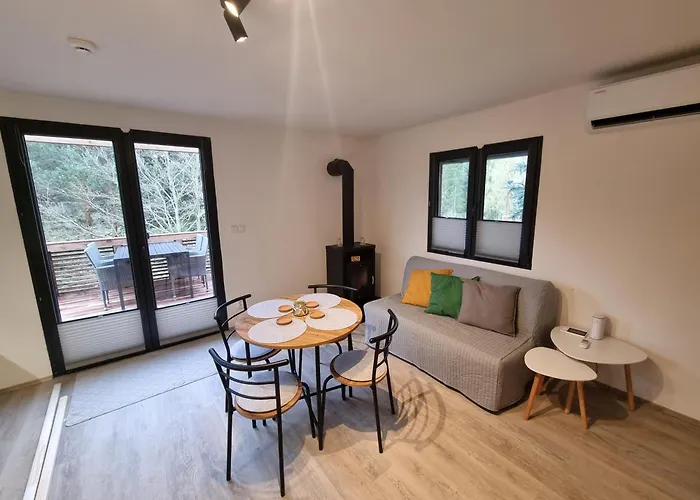 Abrinka - Na Rybarne Semesterbostad *